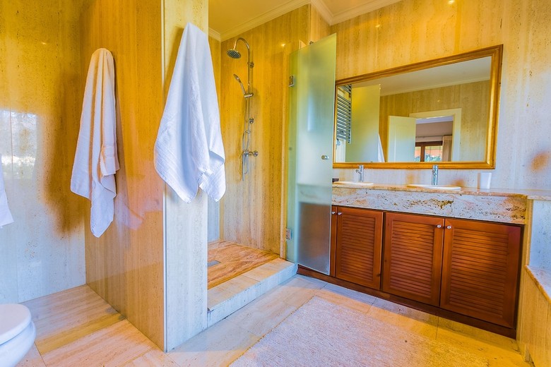 Oleholidays Villa Holy Nueva Andaluc�a