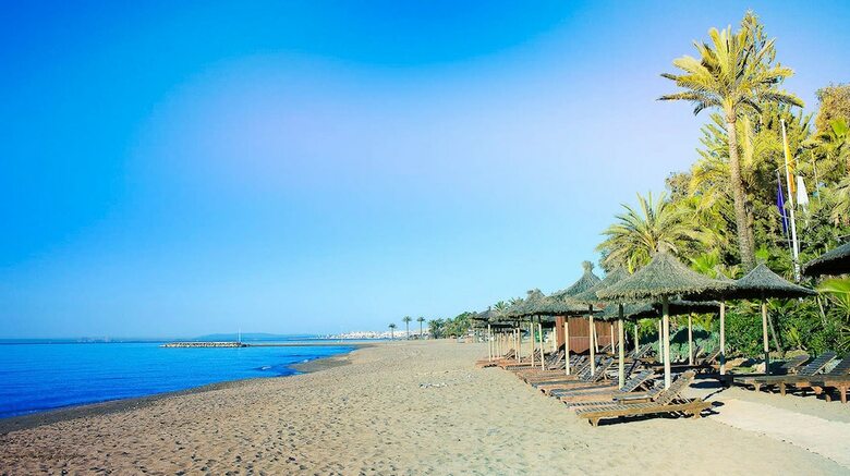 Oleholidays Villa Holy Nueva Andaluc�a