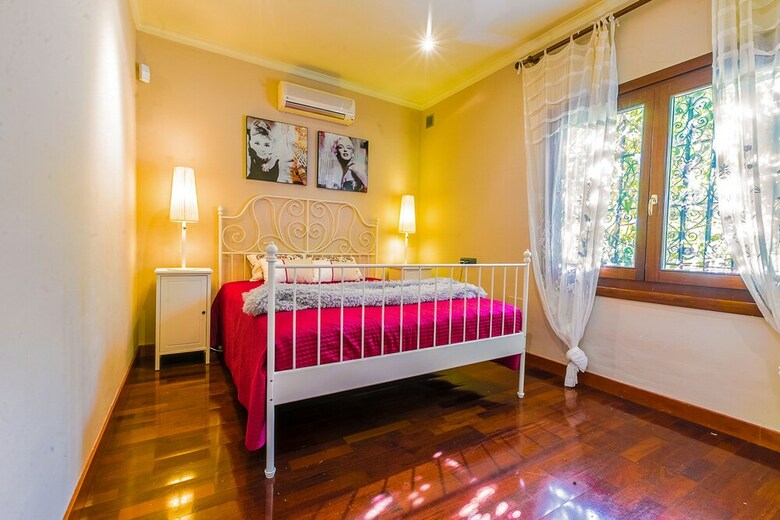 Oleholidays Villa Holy Nueva Andaluc�a
