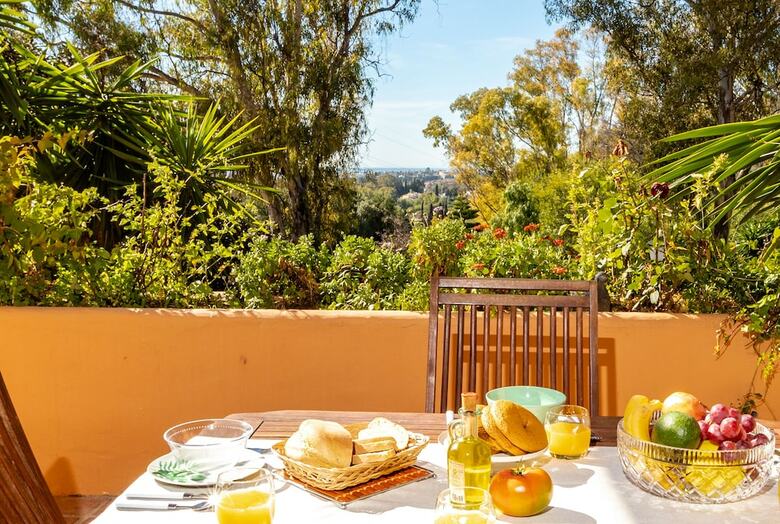 Apartamentos Oleholidays Jardines de Marbella Club