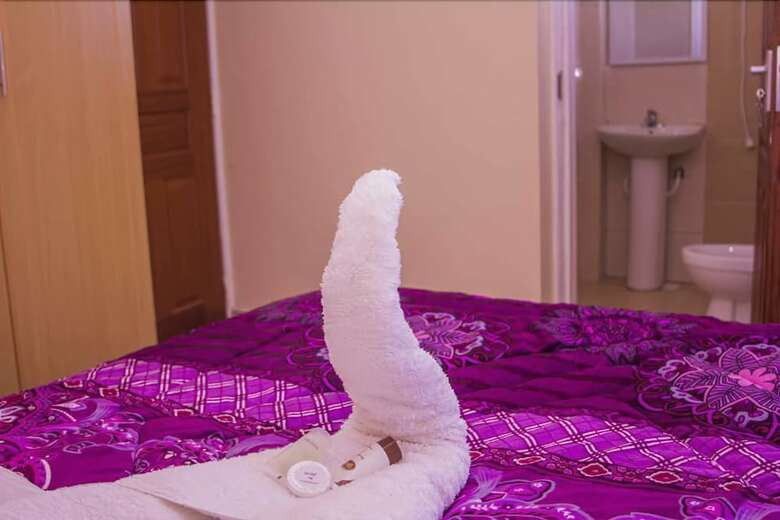 Apartamentos Faithica Jkia
