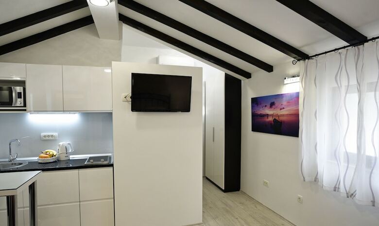 Hotel Kuzma Rooms 2