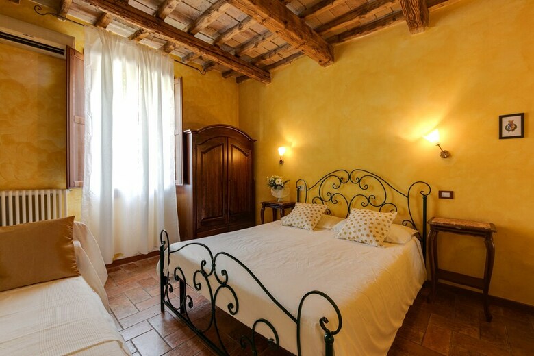 Bed & Breakfast La Vecchia Stazione Ghibullo