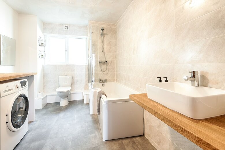 Apartamentos Generous Home Near The Liberty Stadium