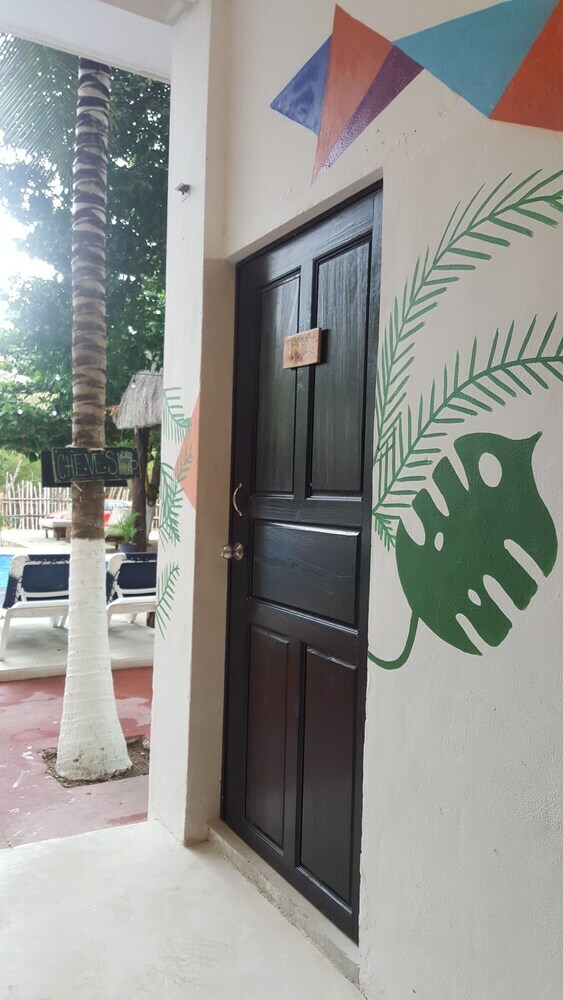 Jungle House Tulum Hotel & Hostal