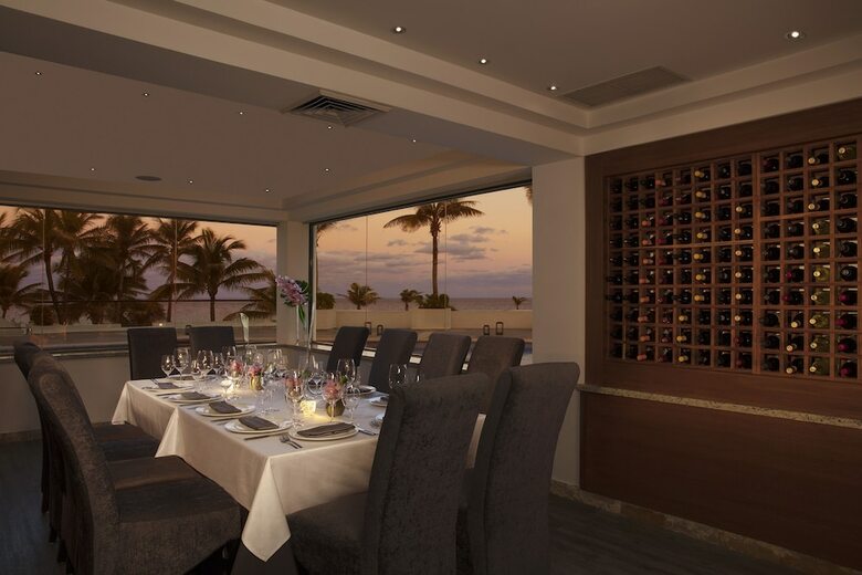 Hotel Now Emerald Cancun - All Inclusive