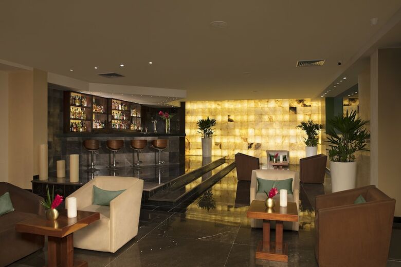 Hotel Now Emerald Cancun - All Inclusive