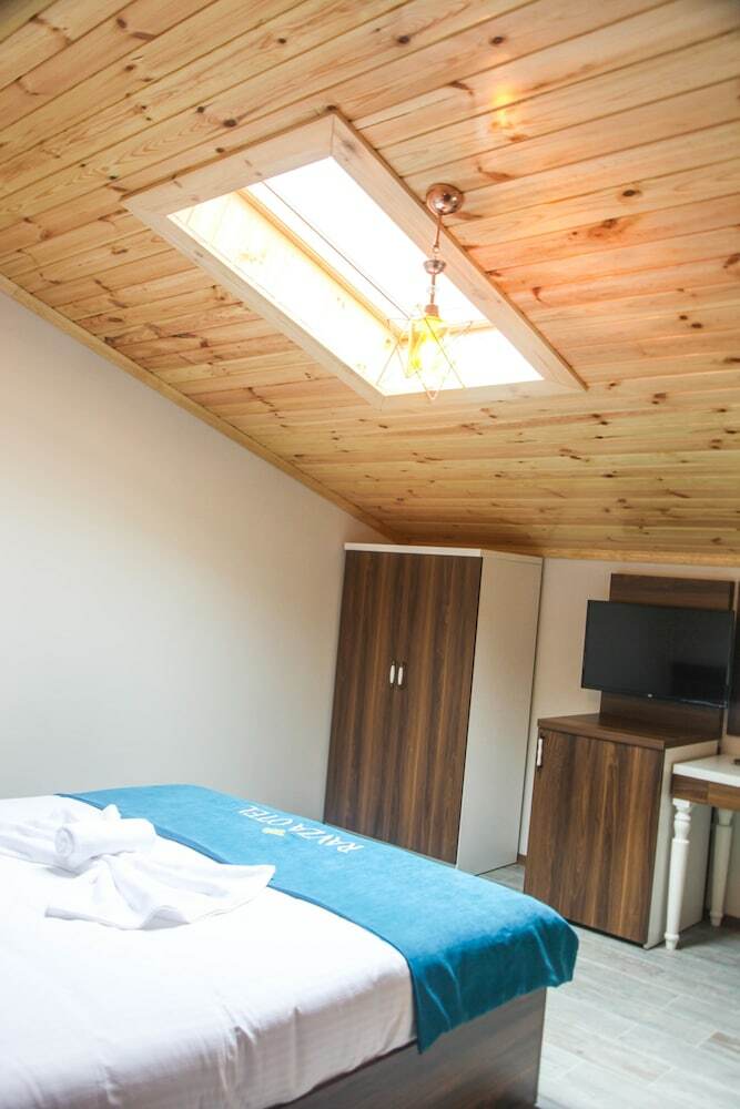Ravza Otel Uzungol