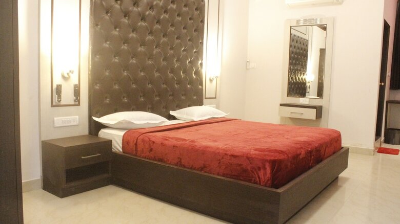 Hotel Kimaya Stay