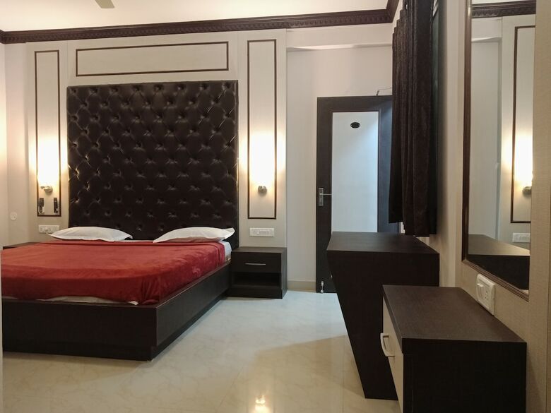 Hotel Kimaya Stay