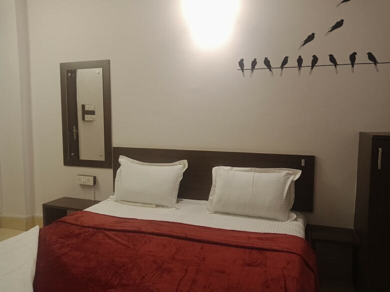 Hotel Kimaya Stay