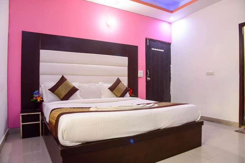 Hotel Rudraksh Plaza