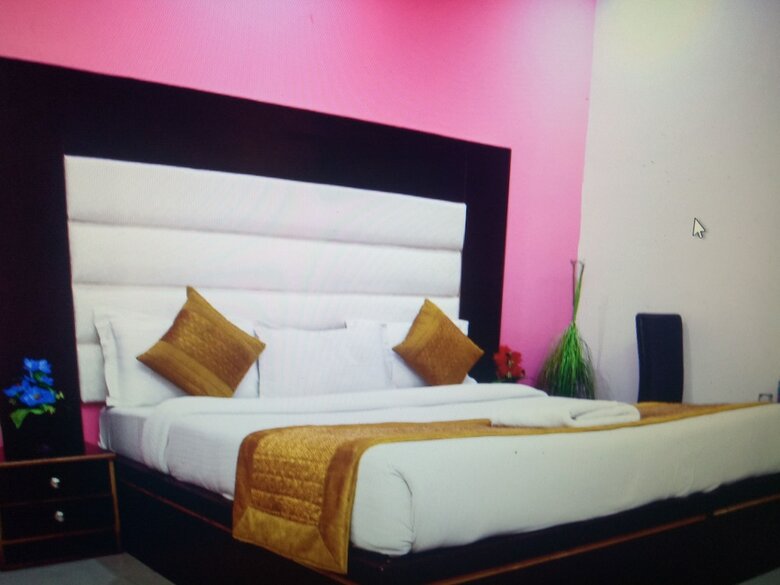 Hotel Rudraksh Plaza
