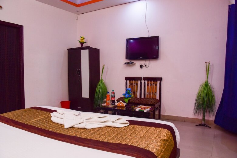 Hotel Rudraksh Plaza