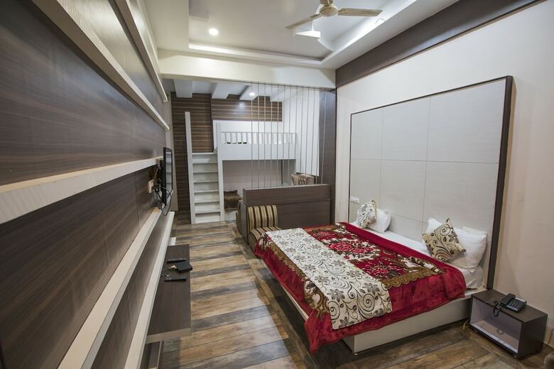 Hotel Sapphire