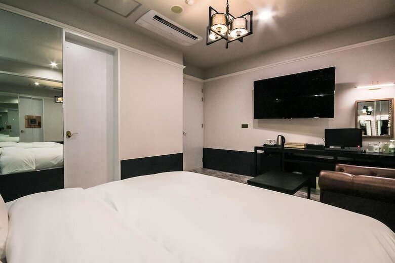 Seowa Hotel