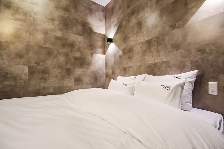 Seowa Hotel