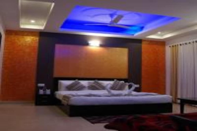 Hotel Chandra Inn Royal Rose