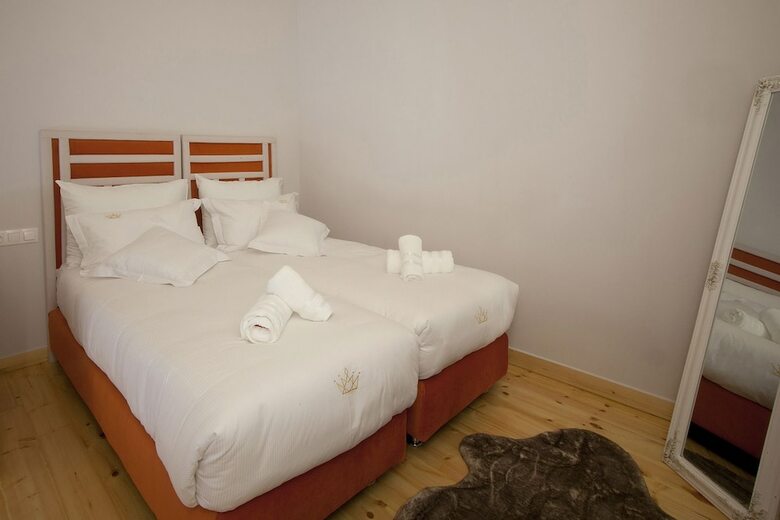 Aparthotel Dimi Luxurious Suites