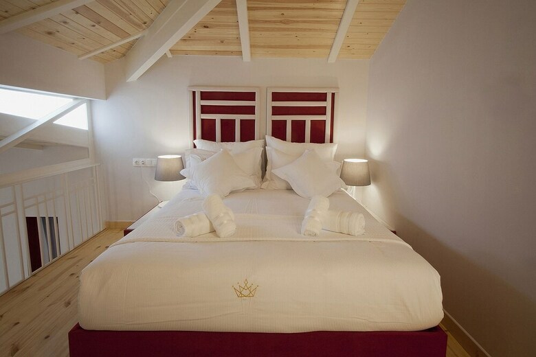 Aparthotel Dimi Luxurious Suites