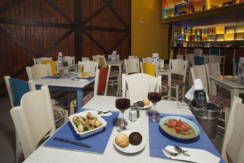 Aparthotel Dimi Luxurious Suites