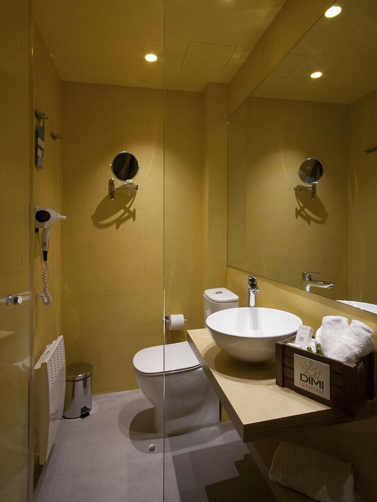 Aparthotel Dimi Luxurious Suites