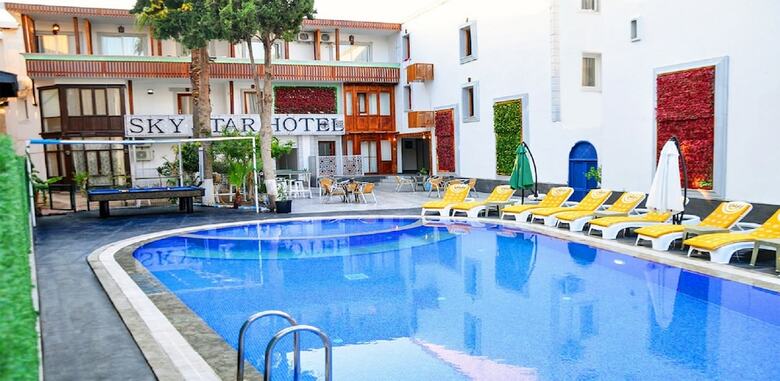 Sky Star Hotel - Bed & Breakfast