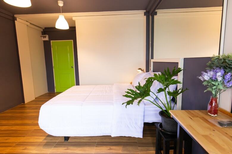 Hotel Mango 10 House