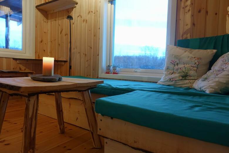 Wild Caribou Dome & Wilderness Cabin