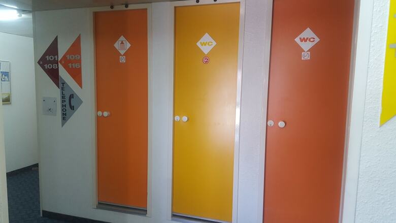Hotel Thania