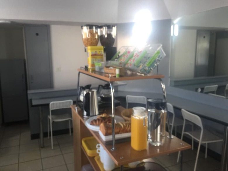 Hotel Thania
