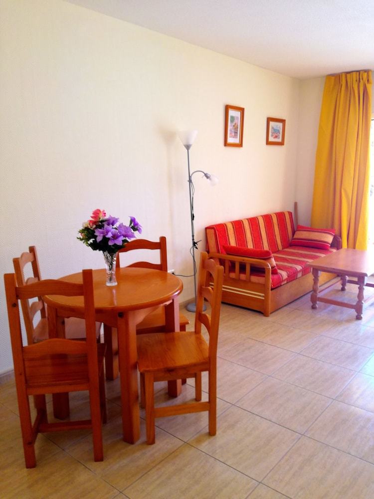 Apartamentos Parque Carolina