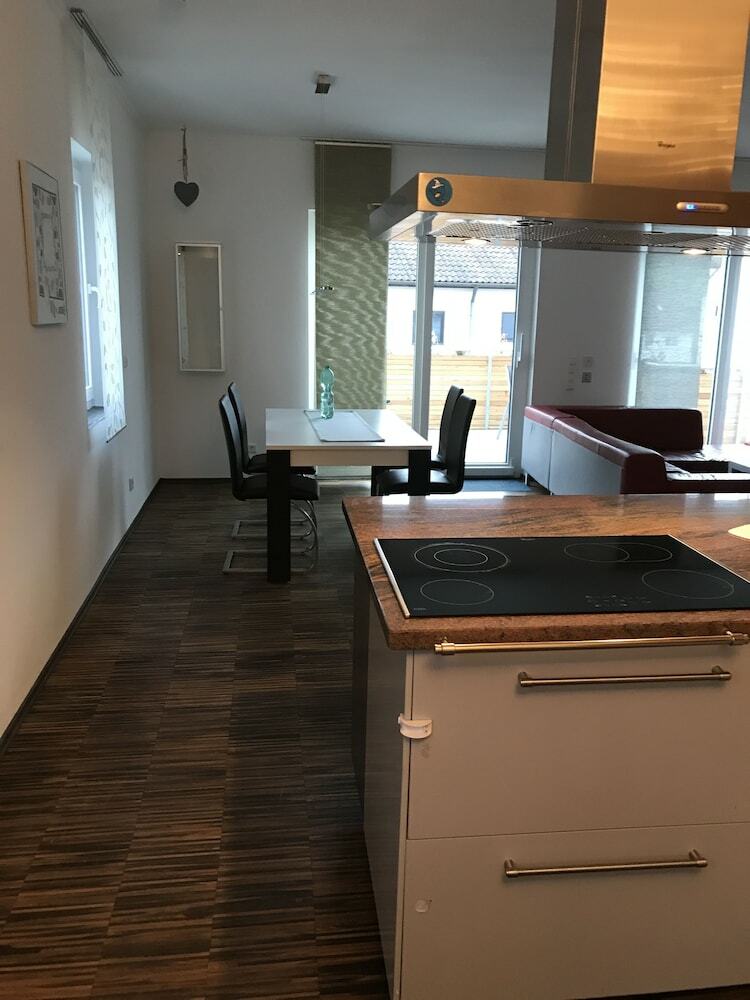 Sch�n Apartments