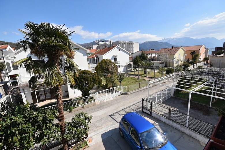 Malovic Apartments