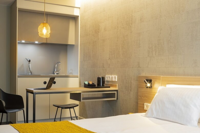 37 Lodge La D�fense Courbevoie