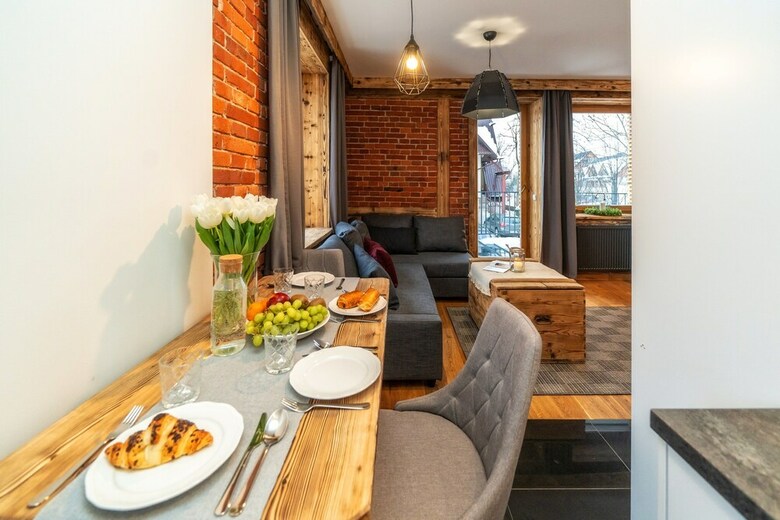 Hel Apartments