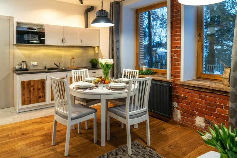 Hel Apartments