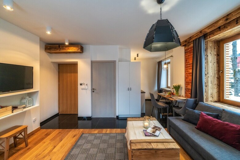 Hel Apartments