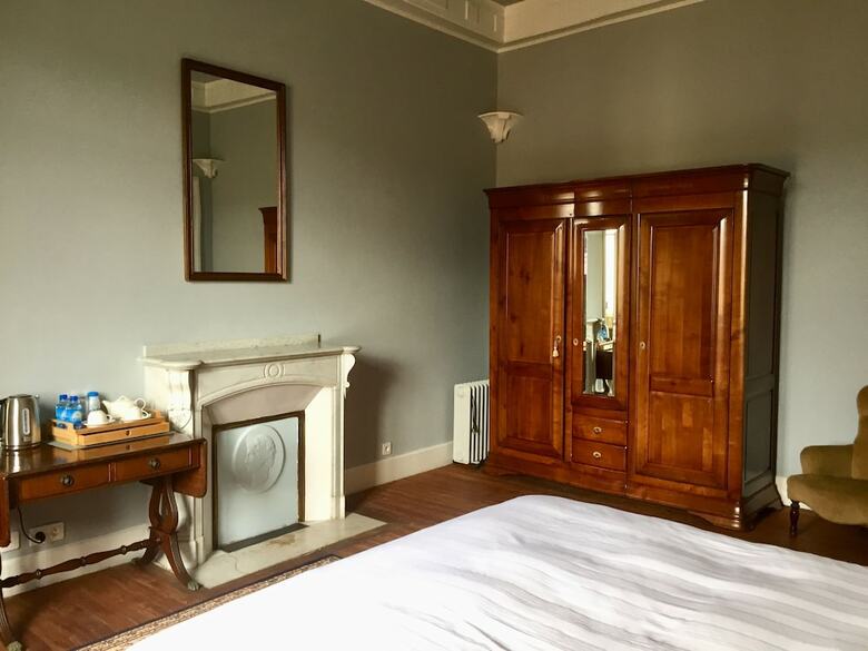 Bed & Breakfast Chateau De Douzens