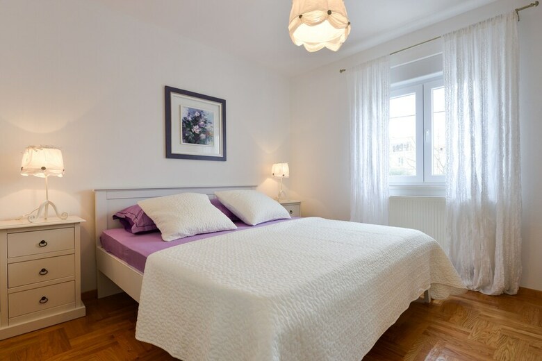 Apartamentos Spacious Chic Residence