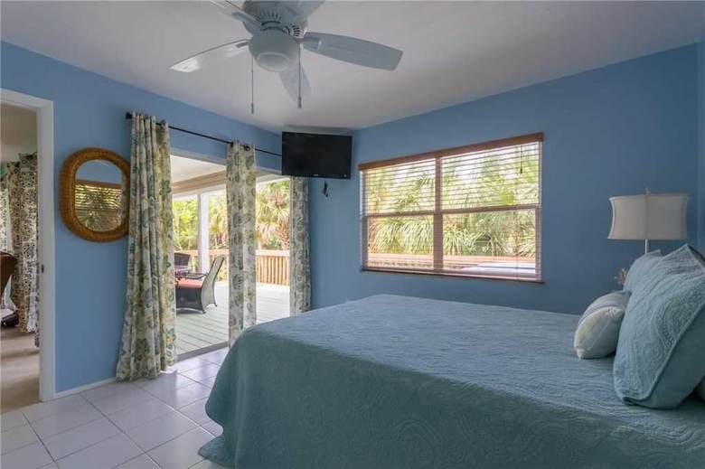 528 - Coral Cottage