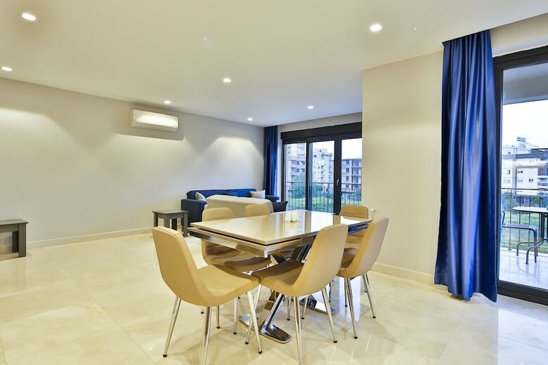 Apartamento Mene Suites