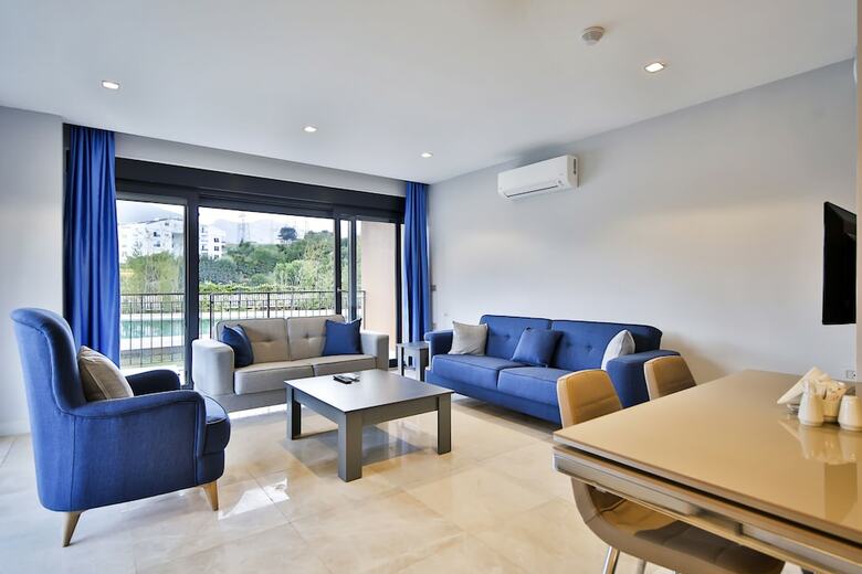 Apartamento Mene Suites