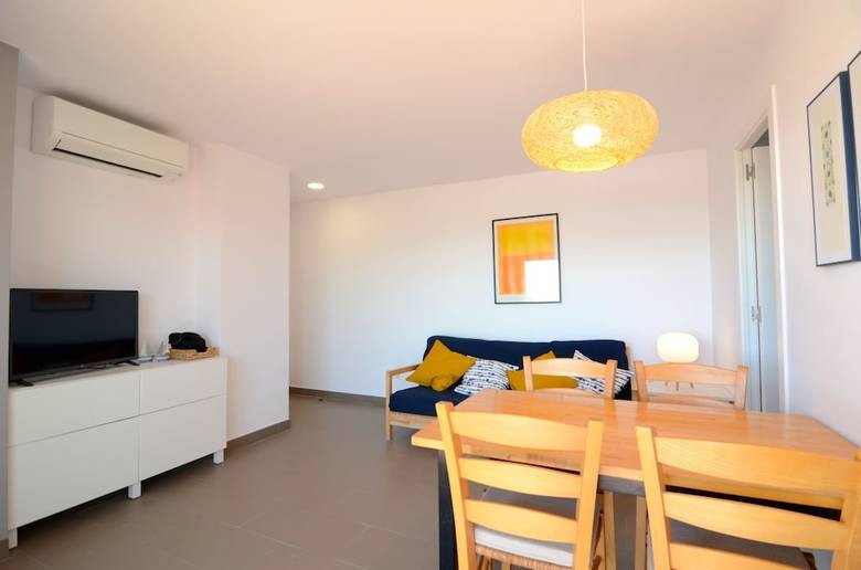 Apartamentos Rocamaura I
