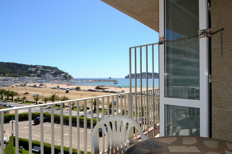 Apartamentos Rocamaura I