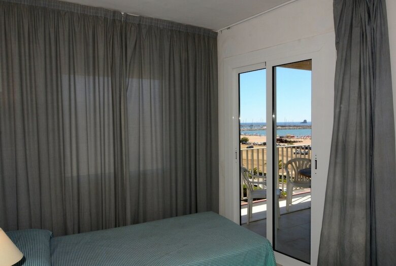 Apartamentos Rocamaura I