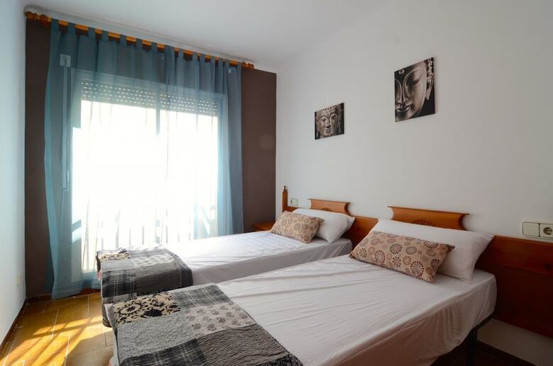 Apartamentos  Puig Surada 13