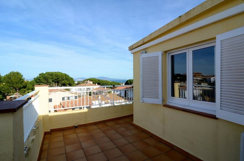 Apartamentos  Riells De Mar