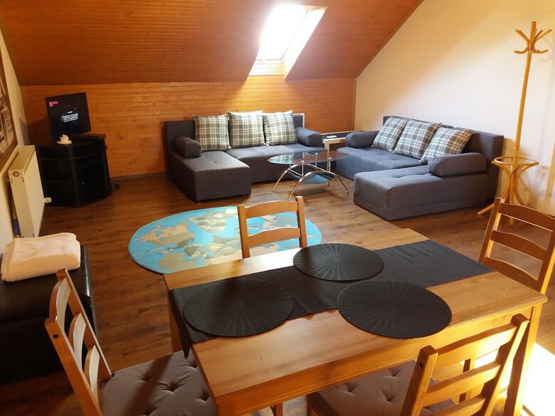Apartamentos Xlsuite Pie??any