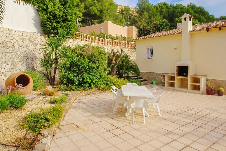 Villa Alldo - Hill Side With Private Pool In Moraira